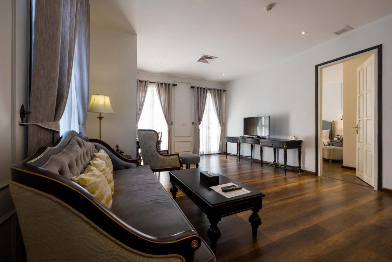Le Thatluang D'Or Boutique Hotel Виентиане Екстериор снимка